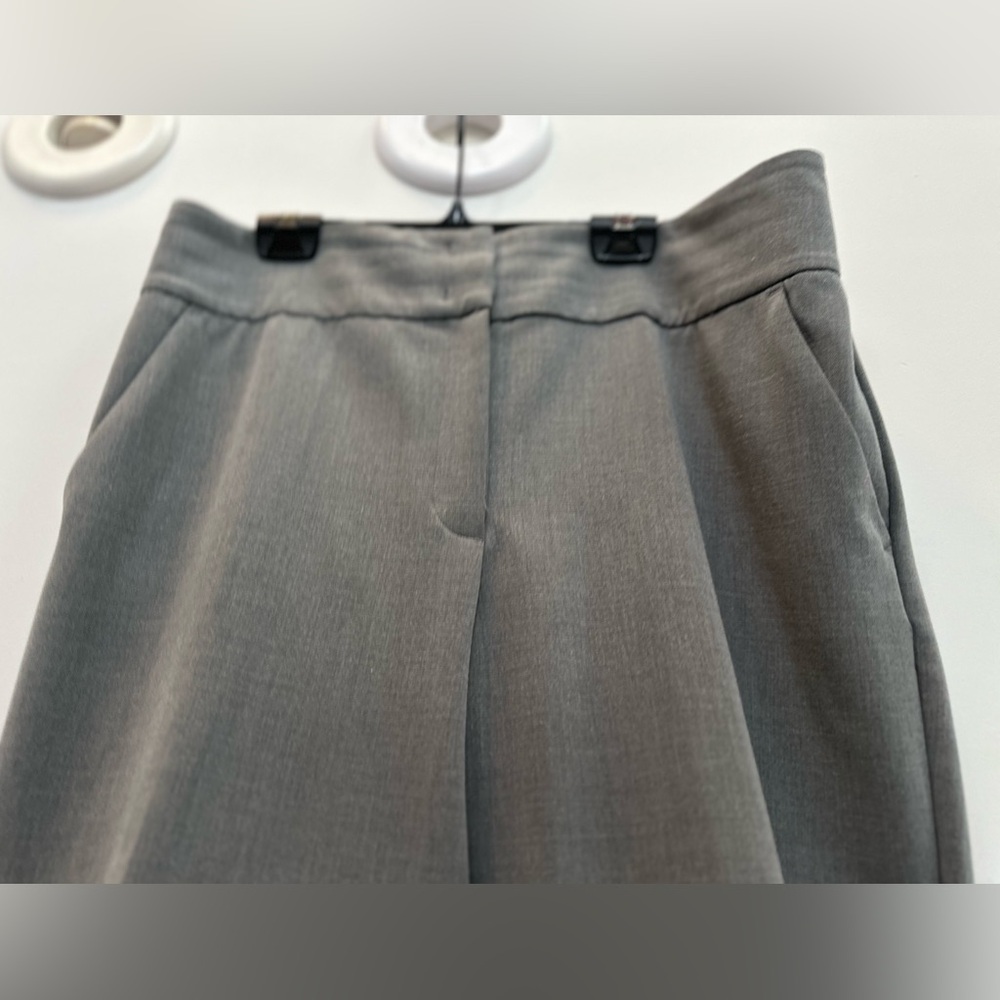 RW&CO grey pants with elastic/ woman’s size 14 - Picture 2 of 8